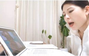 廣田淳子さんのオンライン英会話体験談~マンツーマンレッスンが魅力!~